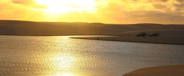 lencois-foto-realista-dos-lencois-maranhenses-ponto-turistico-no-Brasil Lençóis Maranhenses: Você Precisa Conhecer