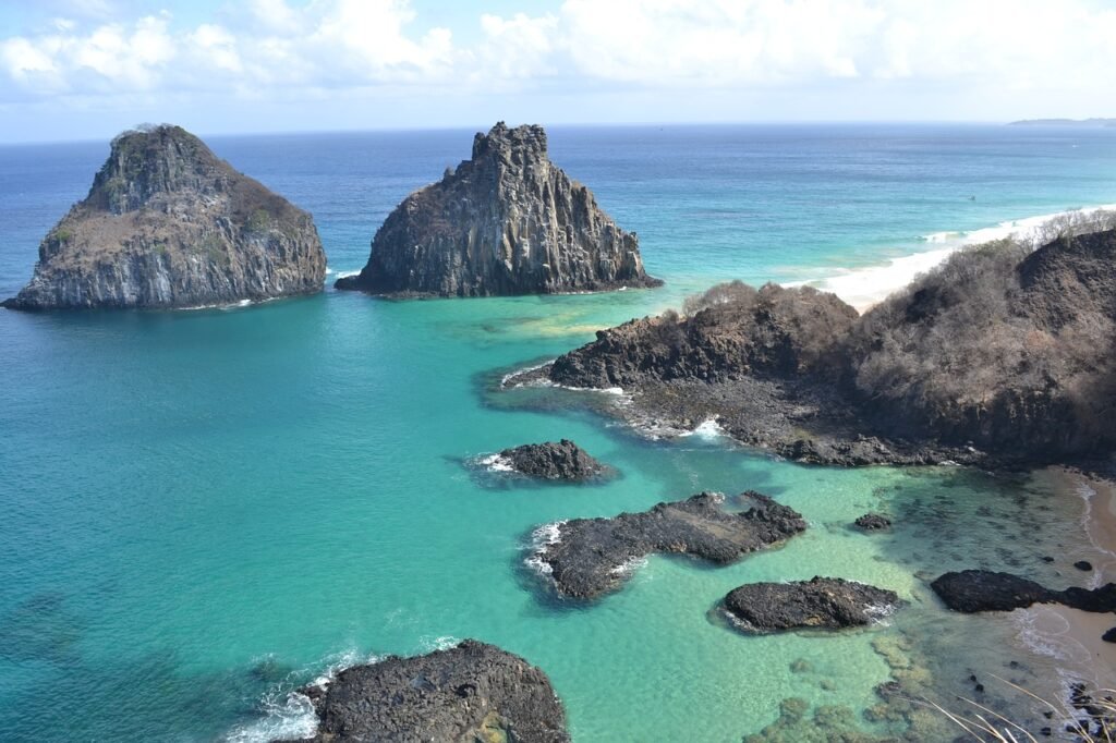 fernando-de-noronha-4590866_1280-1024x682 Fernando de Noronha: Um Paraíso Natural no Brasil